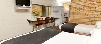 Burke and Wills Motor Inn