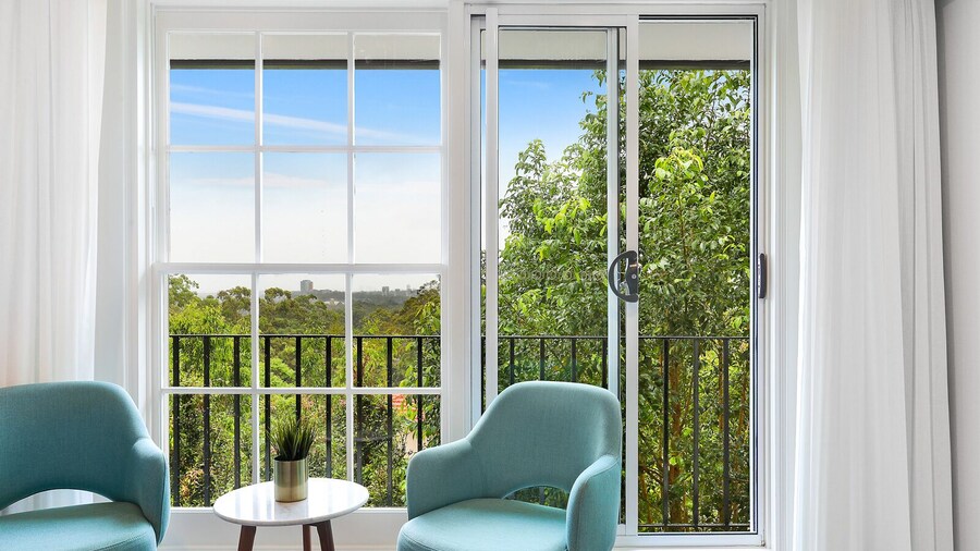 Killara Hotel & Suites