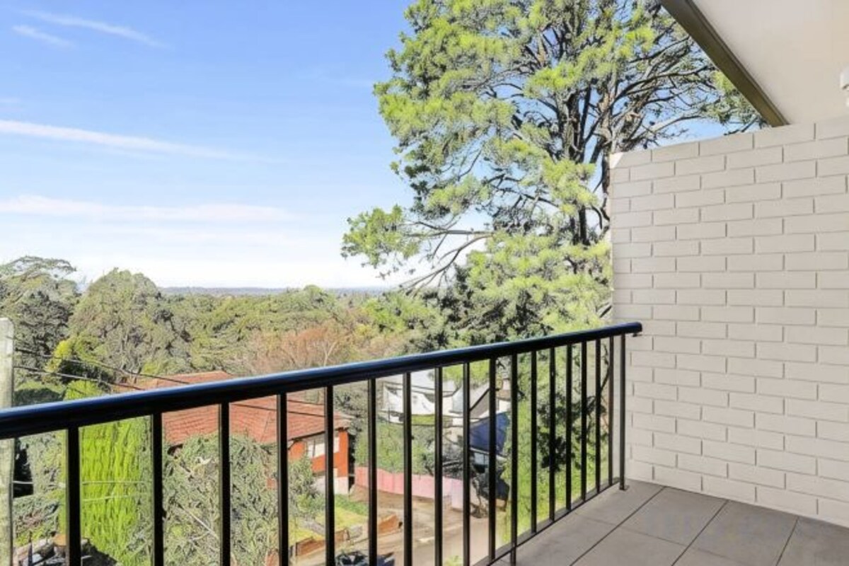 Executive King Balcony Room
