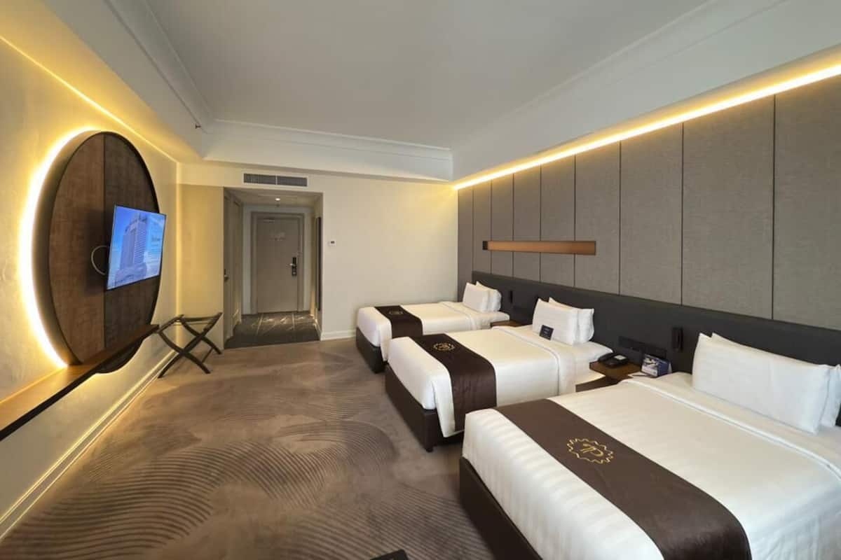 Phòng Executive | 1 phòng ngủ, két bảo mật tại phòng, bàn