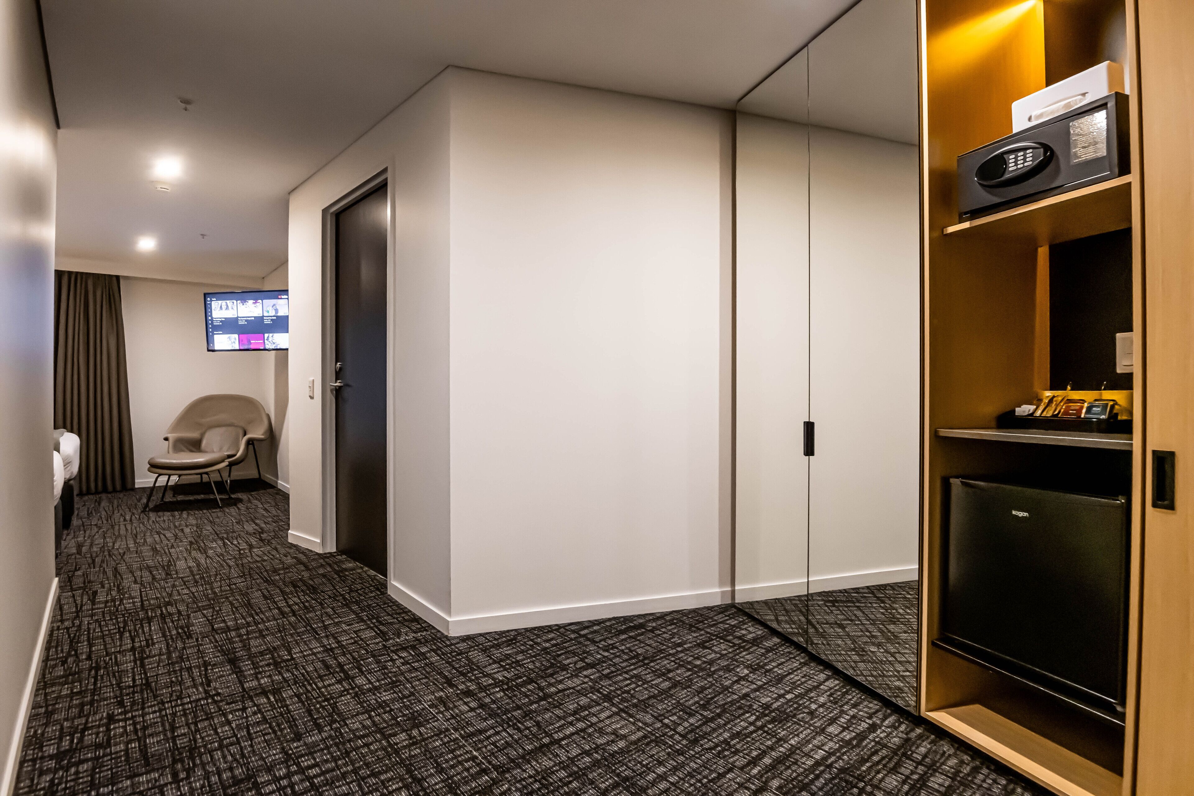 Photo - Song Hotel Sydney
