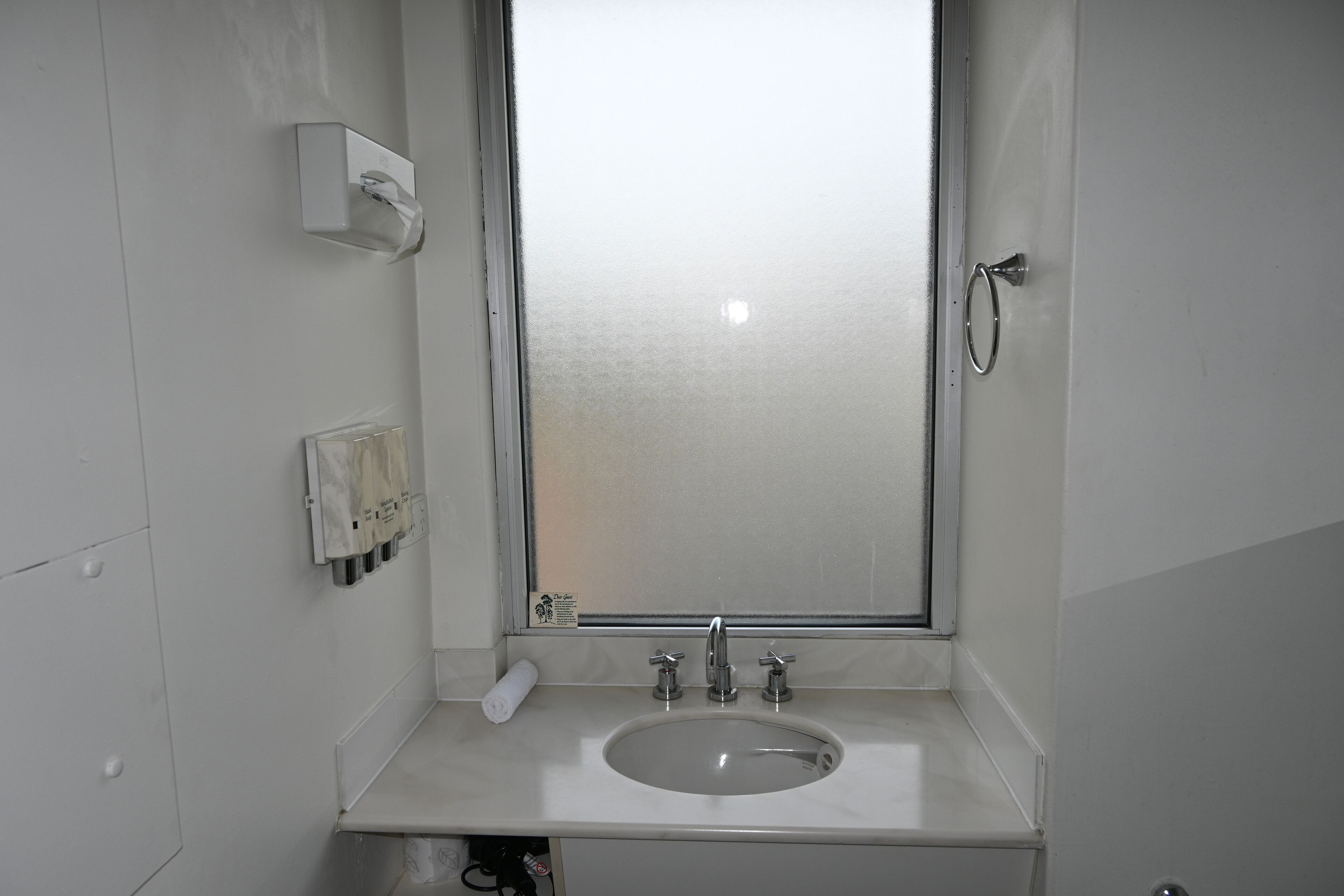 standard room, non smoking (standard double) | bathroom | shower, hair dryer, towels