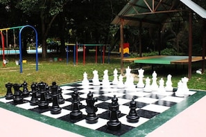 Children’s play area – outdoor