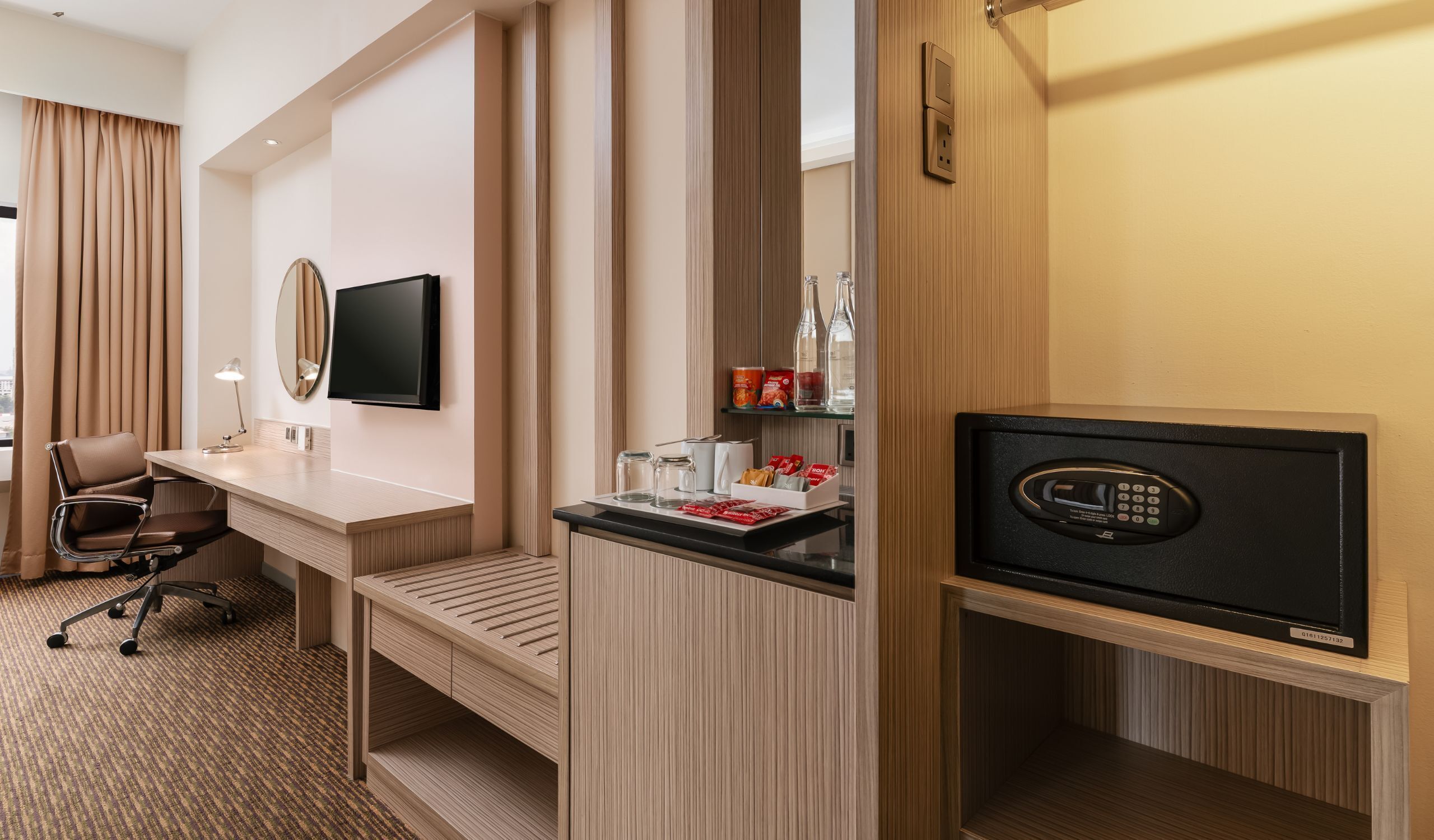 In-room safe, desk, iron/ironing board, free WiFi