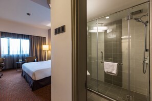 Shower, free toiletries, hair dryer, slippers