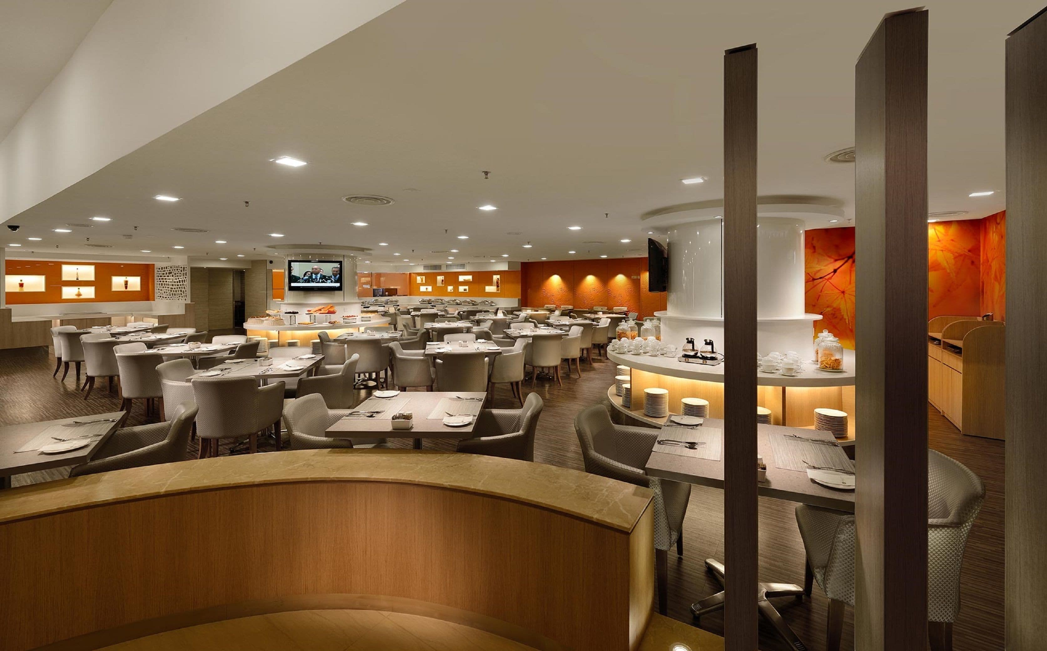 daily buffet breakfast (myr 35 per person)