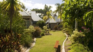 Value Large Eco Villa | Garden view