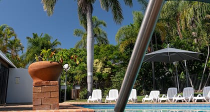 Kellys Beach Resort