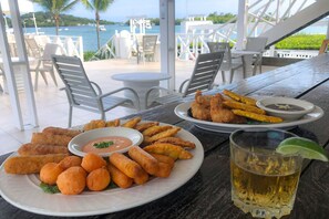 Breakfast, lunch and dinner served - Parador Villa Parguera (Lajas)