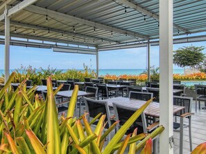 Poolside bar