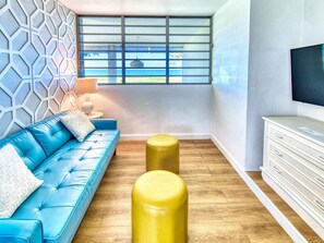 1 bedroom, in-room safe, individually decorated, individually furnished