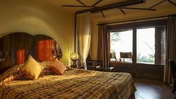 Standard Room | Individually furnished, desk, free WiFi, bed sheets