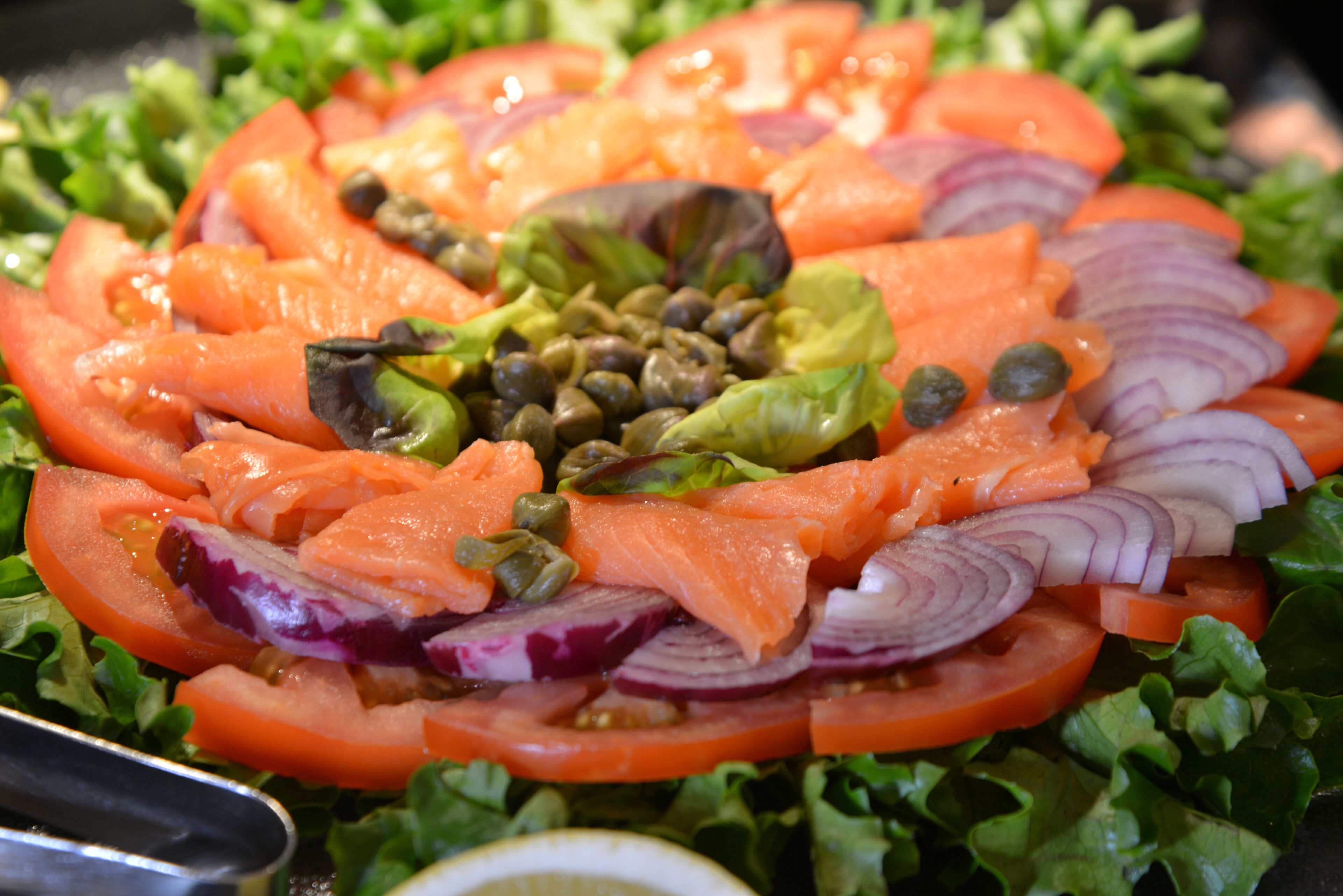 daily buffet breakfast (zar 150 per person)