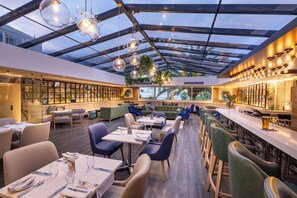 Serves lunch and dinner - The Cape Milner (Cape Town)