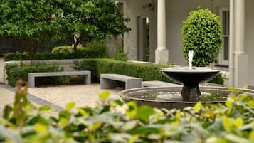 Habitació doble o amb dos llits individuals de luxe | Vista del jardí