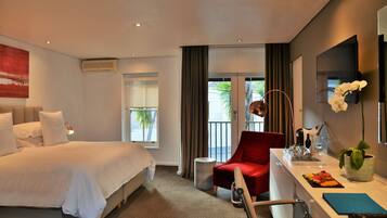 Chambre Luxe Double ou avec lits jumeaux | Coin séjour | Télévision LCD