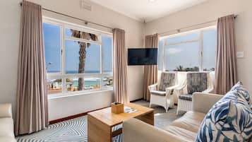 Tidal Pool- 3 Bedroom Panoramic Apartment | Living area | 32-inch Smart TV with digital channels, TV, Netflix
