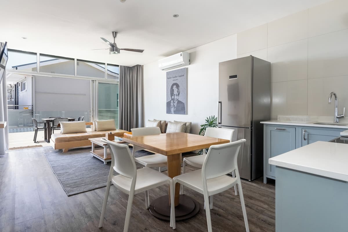 Coffres-forts dans les chambres, Wi-Fi gratuit, draps fournis