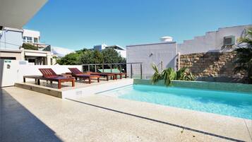 Beach Studios - Pool Club Studios | Utsikt fra rommet