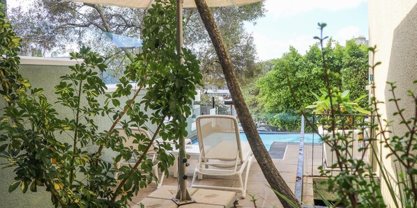 Outdoor pool, pool umbrellas