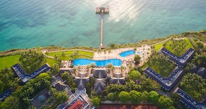 Sea Cliff Resort & Spa