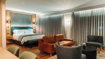 Suites | In-room safe, desk, blackout drapes, bed sheets