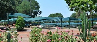 Peermont Metcourt Khoroni, Thohoyandou