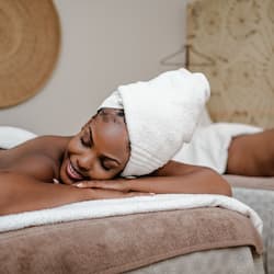 Couples treatment room(s), body treatments, aromatherapy