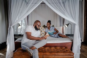 Premium bedding, down duvets, memory-foam beds, minibar - Chobe Marina Lodge (Kasane)