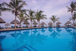 2 outdoor pools, pool umbrellas, sun loungers