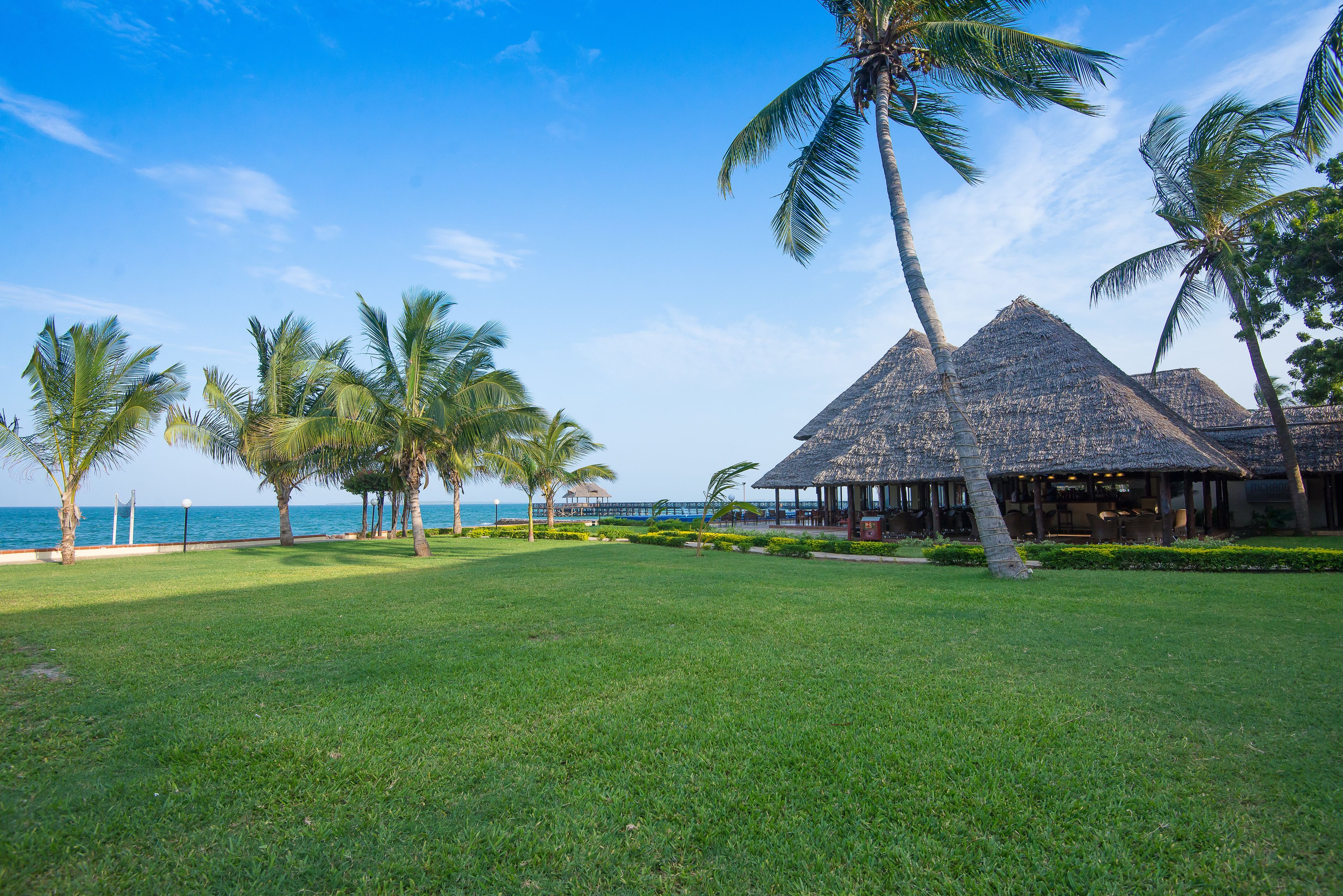 Photo - White Sands Hotel