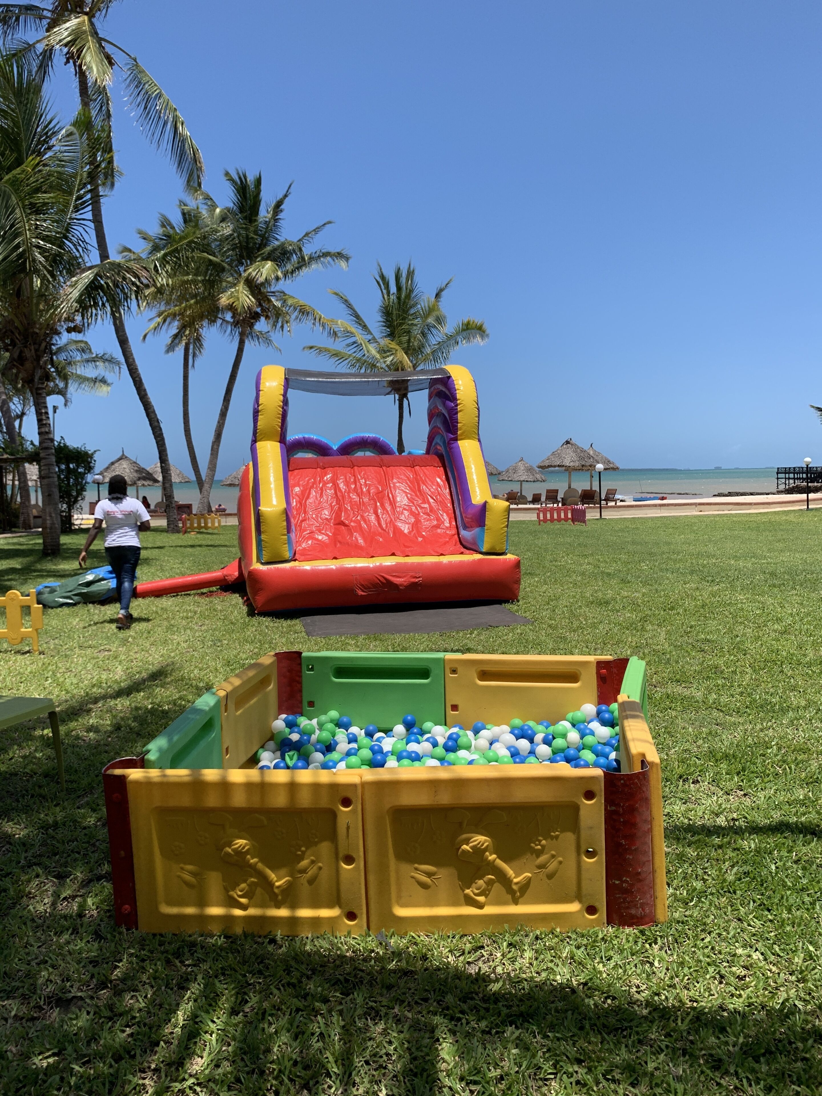 Photo - White Sands Hotel