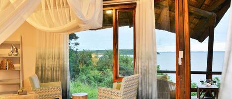 Double Room | Down duvets, minibar, in-room safe, desk