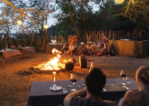 Outdoor dining - Malkoha Lake St. Lucia (KwaNibela)