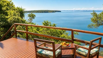 Exclusive Villa, 4 Bedrooms, Lake View | Terrace/patio