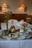 客房服务 - 用餐