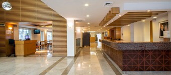 Hotel Plaza Calzada