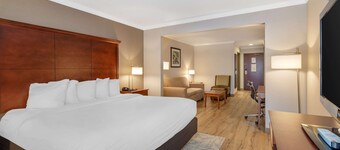 Best Western Liverpool-Syracuse Inn & Suites