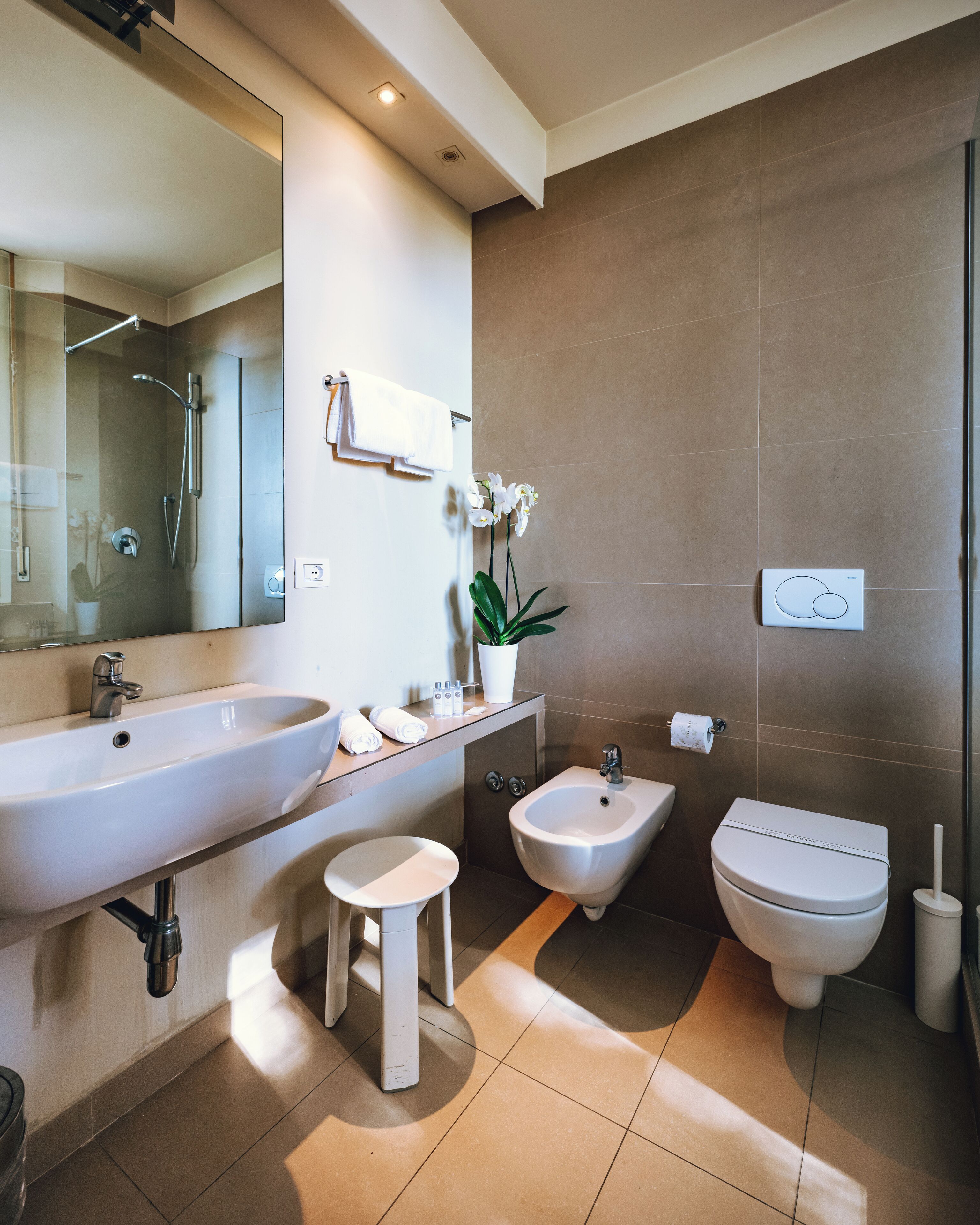 Photo - Hotel De La Ville