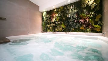 Sauna, hot tub, steam room, body treatments, hot stone massages