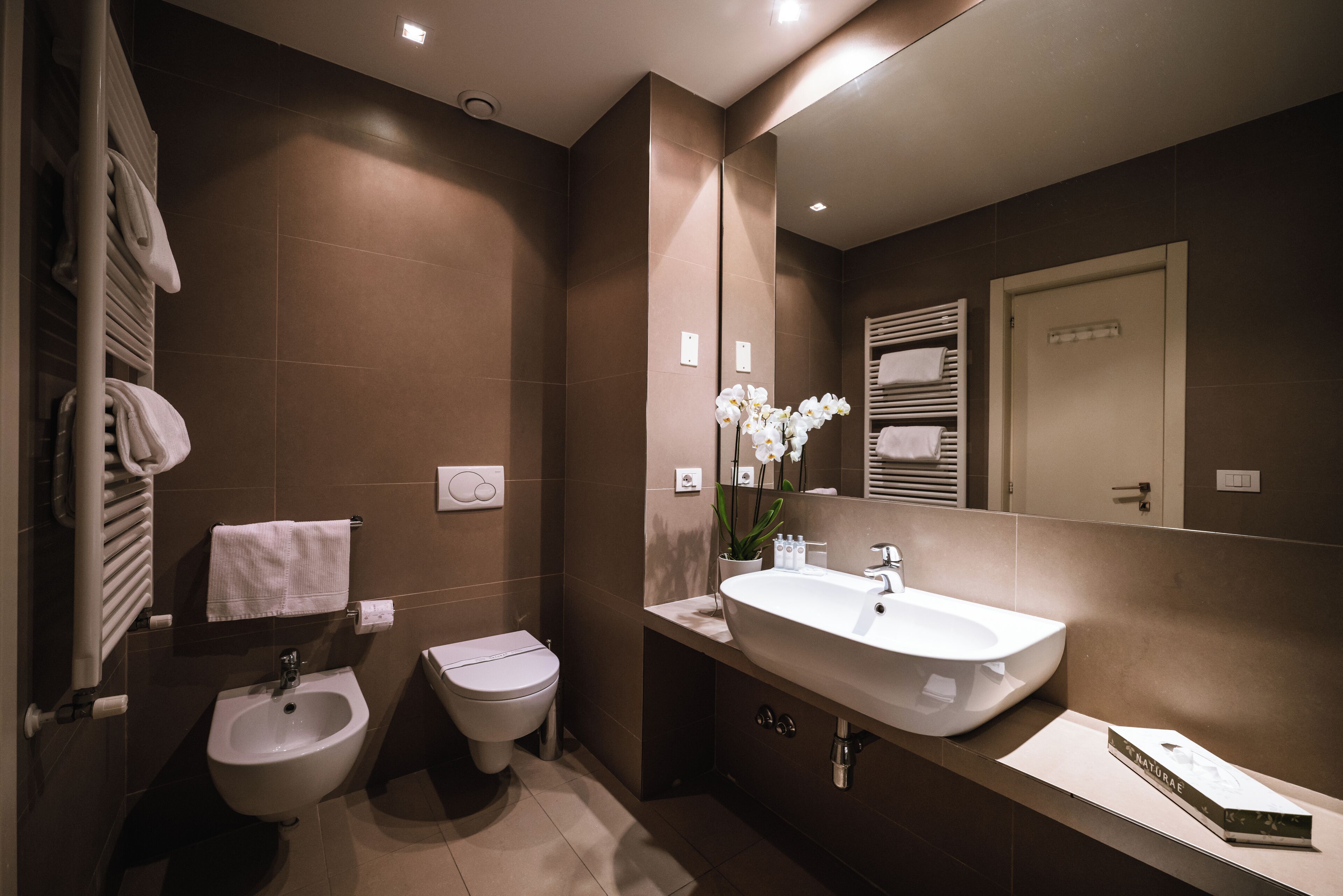 Photo - Hotel De La Ville