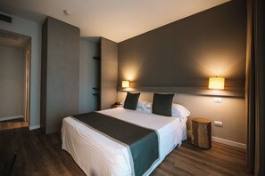 Family Superior | Minibar, Zimmersafe, Verdunkelungsvorhänge, schallisolierte Zimmer