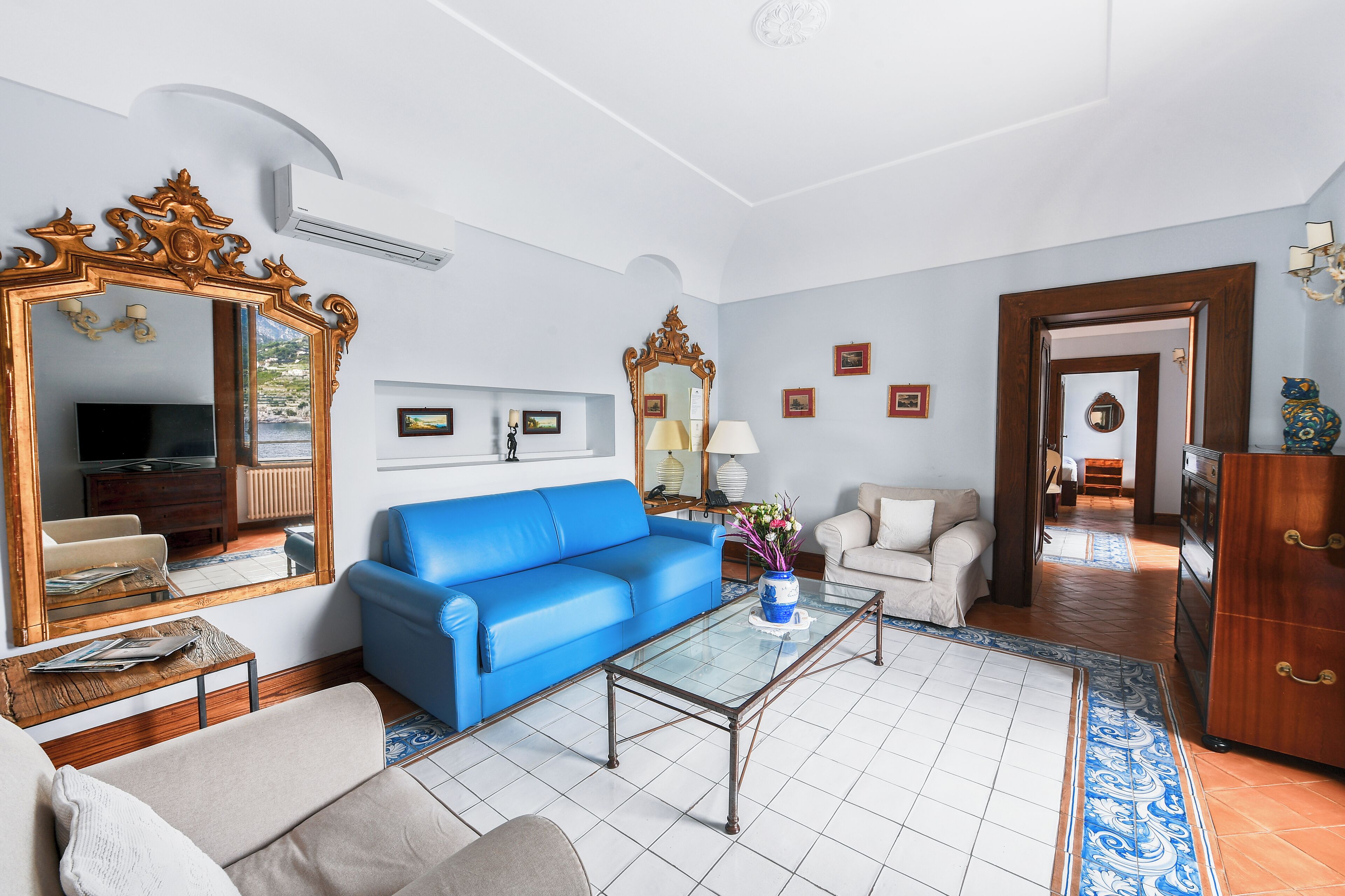 luxury apartment, sea view, annex building (500 meters from main building) | 1 bedroom, minibar, in-room safe, desk