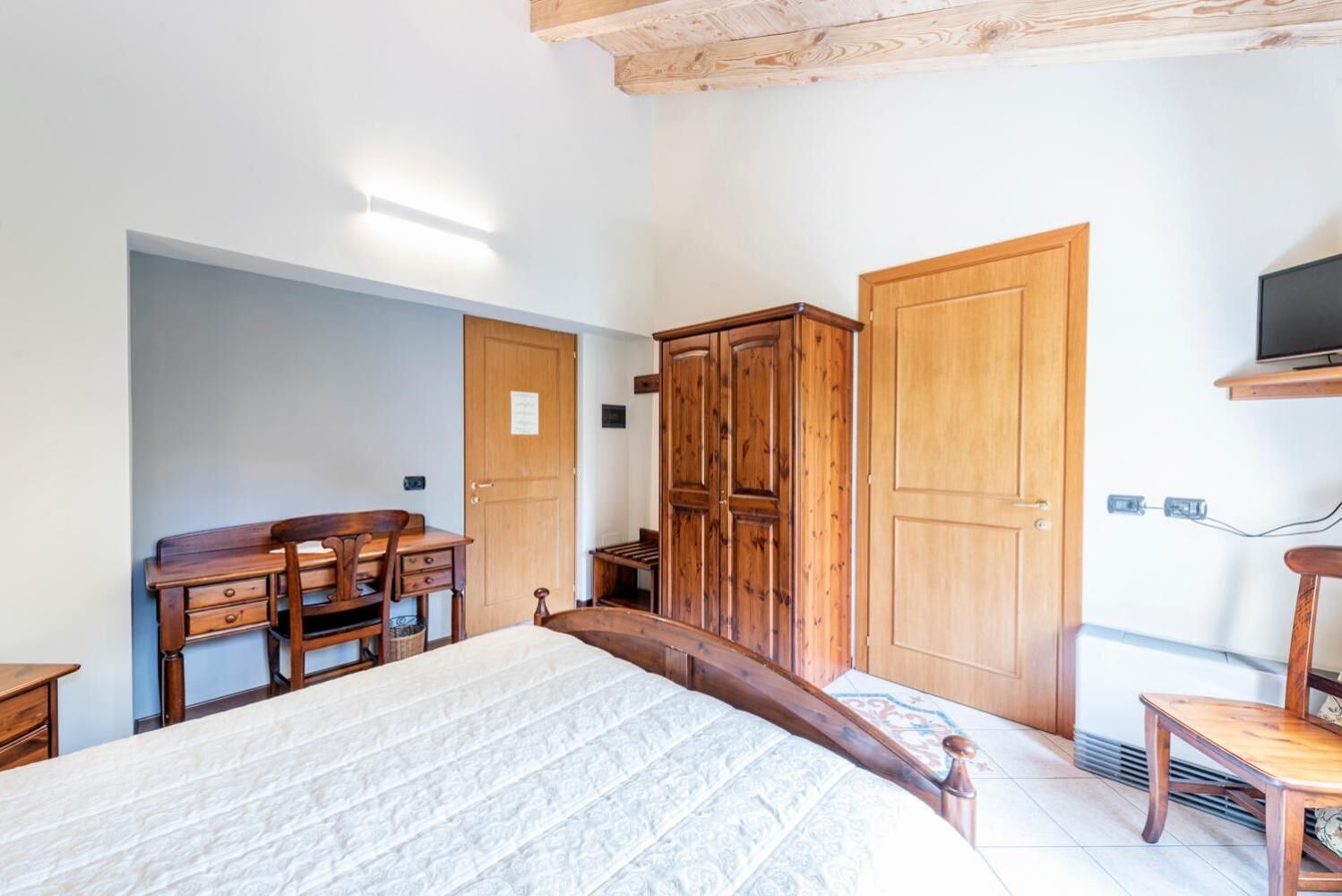 in-room safe, desk, cots/infant beds, free wifi