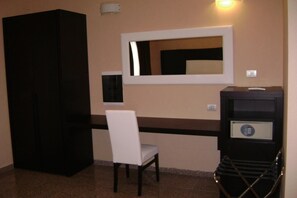 1 bedroom, down comforters, minibar, in-room safe