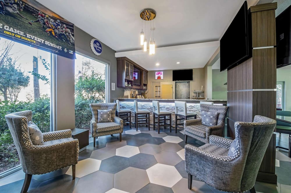 La Quinta Inn & Suites by Wyndham Kingwood Houston IAH Airpt