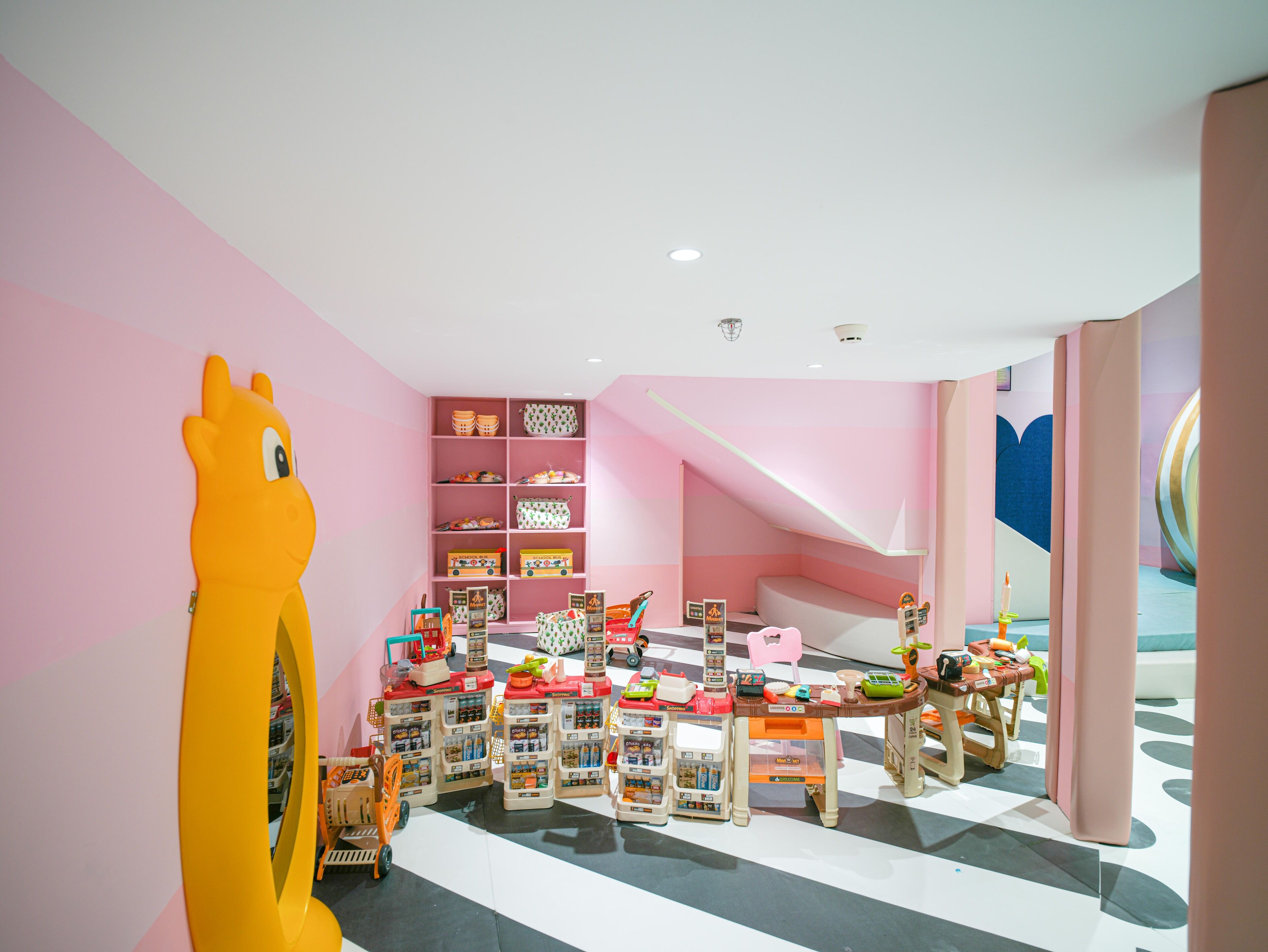 children’s play area – indoor