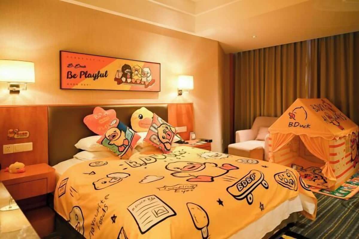 Minibar, in-room safe, desk, soundproofing