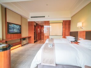 Habitación ejecutiva, 2 camas individuales, para no fumadores | Minibar, caja de seguridad en la habitación y escritorio