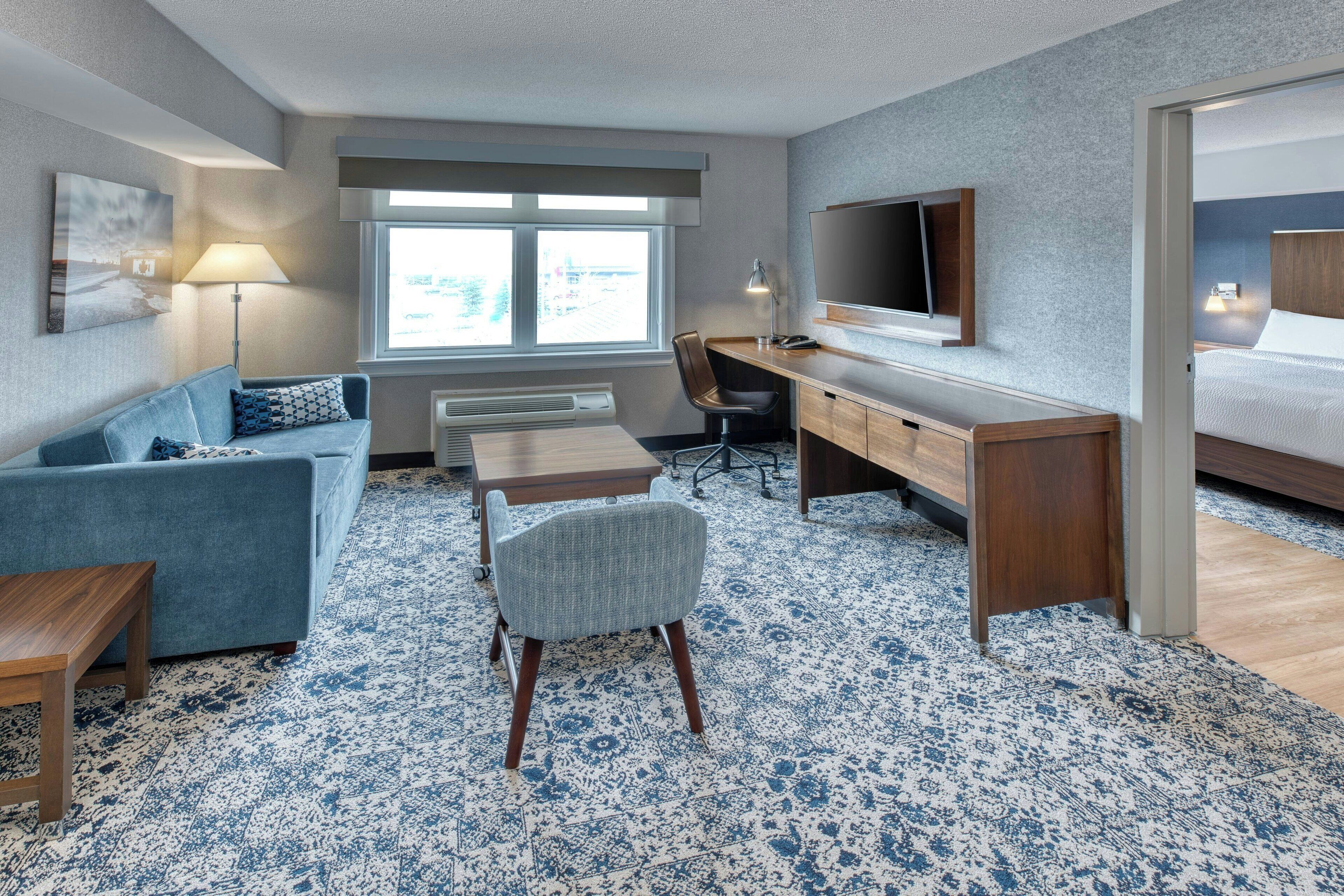 Suite, 1 Schlafzimmer | Wohnzimmer | 47-Zoll-LCD-Fernseher mit Digitalempfang, Fernseher, Netflix